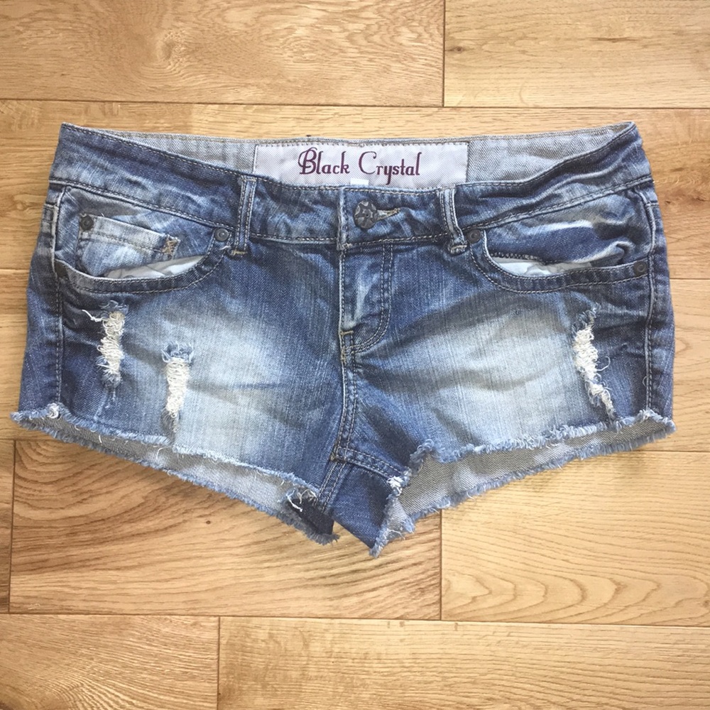🍁SALE! Black Crystal distressed jean shorts